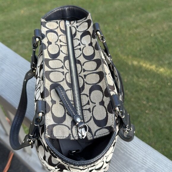 Coach Hampton “2008” (F13077) Signature Canvas With Leather Trim Tote Bag (EUC) - Picture 12 of 14